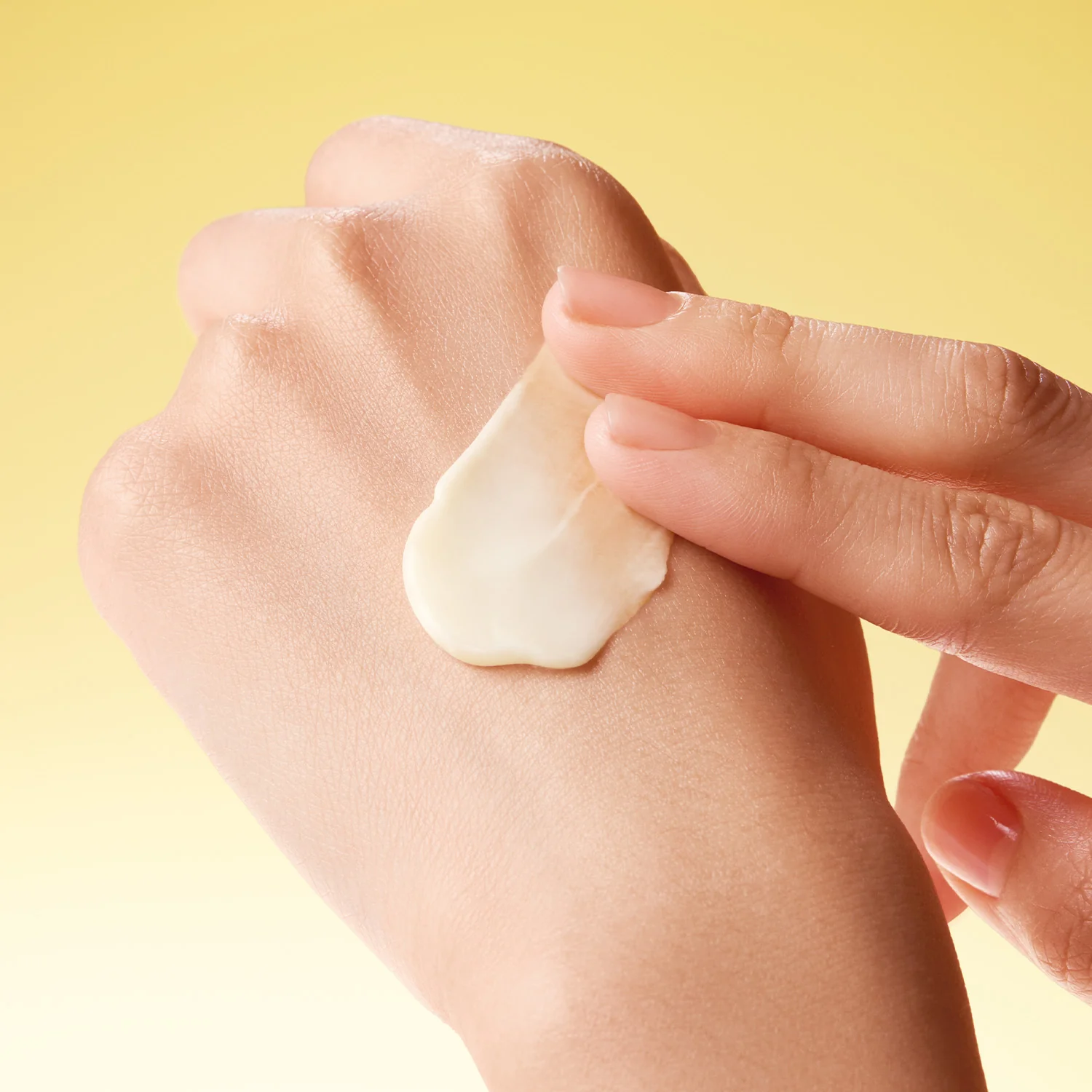 SOLID IN Cream - Image 6